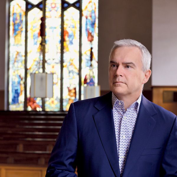 A picture of 'Huw Edwards'